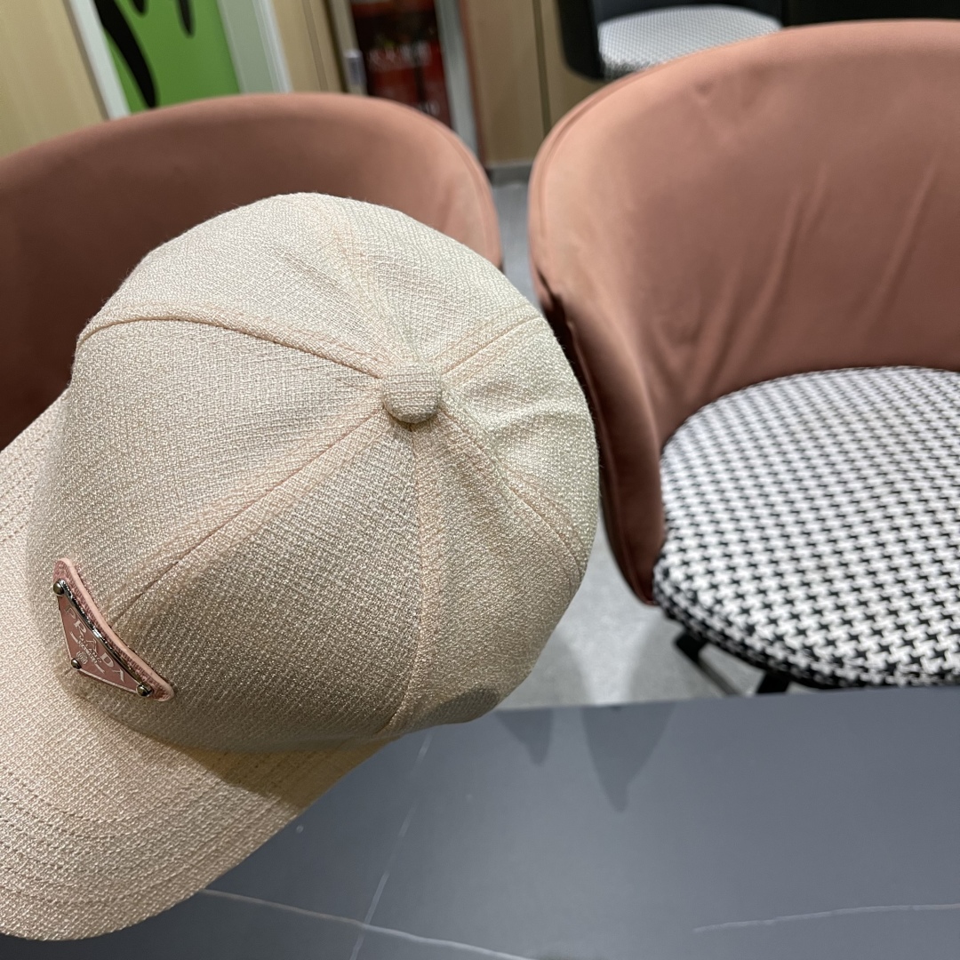 【PRADA普拉达】高端棒球帽🧢，欧美重工手法，曰韩潮流，时尚大气，帅哥美女必入款❤️❤️❤️男女必备！