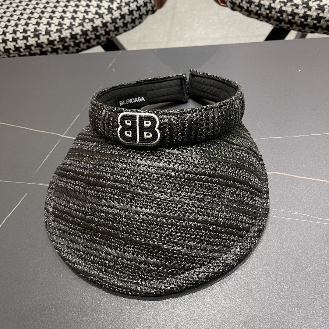  巴黎世家Balenciaga夏季小香风编织防晒帽出游百搭遮阳帽空顶帽
优雅女士太阳帽潮