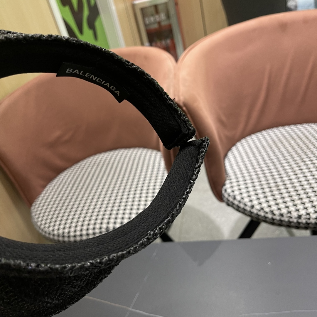  巴黎世家Balenciaga夏季小香风编织防晒帽出游百搭遮阳帽空顶帽
优雅女士太阳帽潮