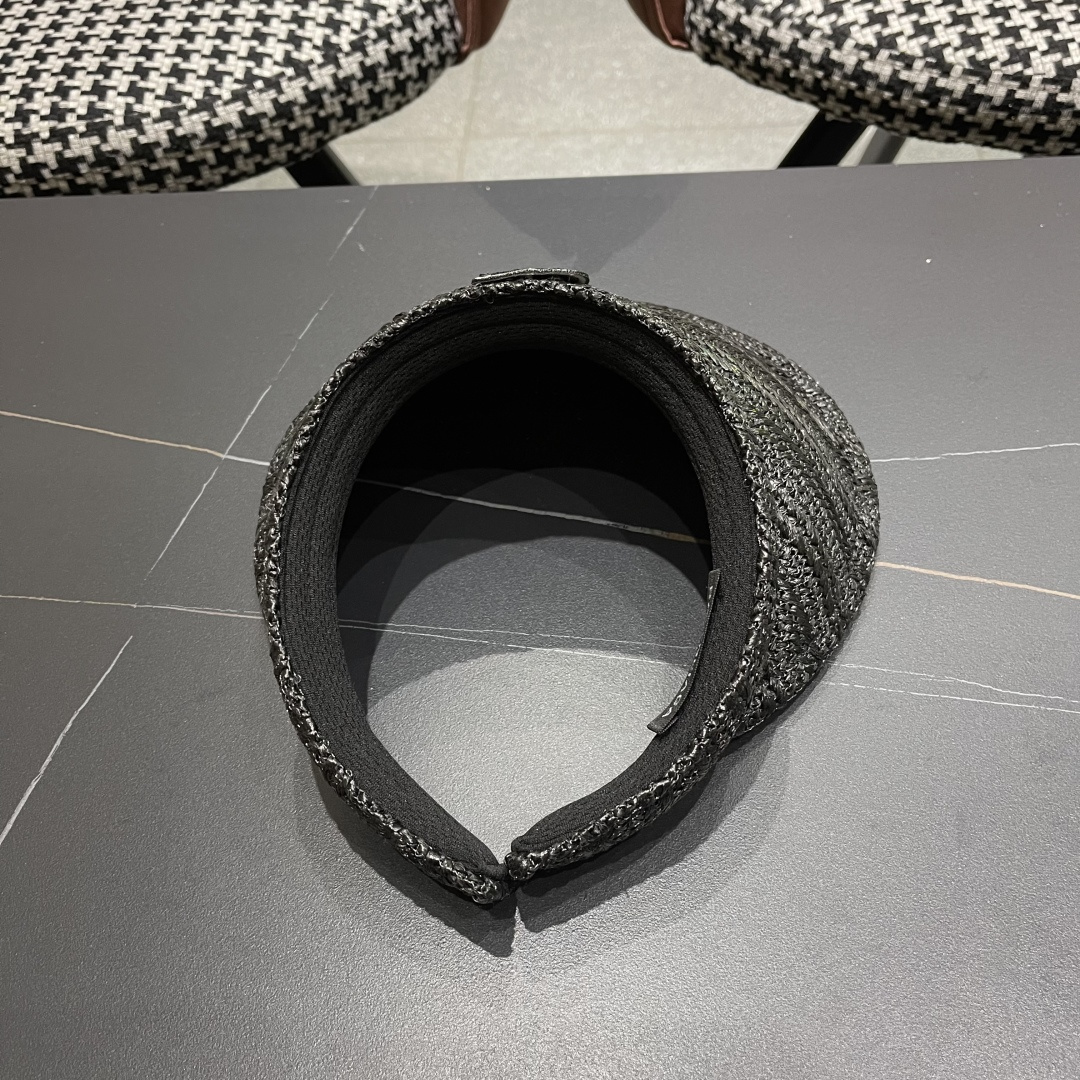  巴黎世家Balenciaga夏季小香风编织防晒帽出游百搭遮阳帽空顶帽
优雅女士太阳帽潮