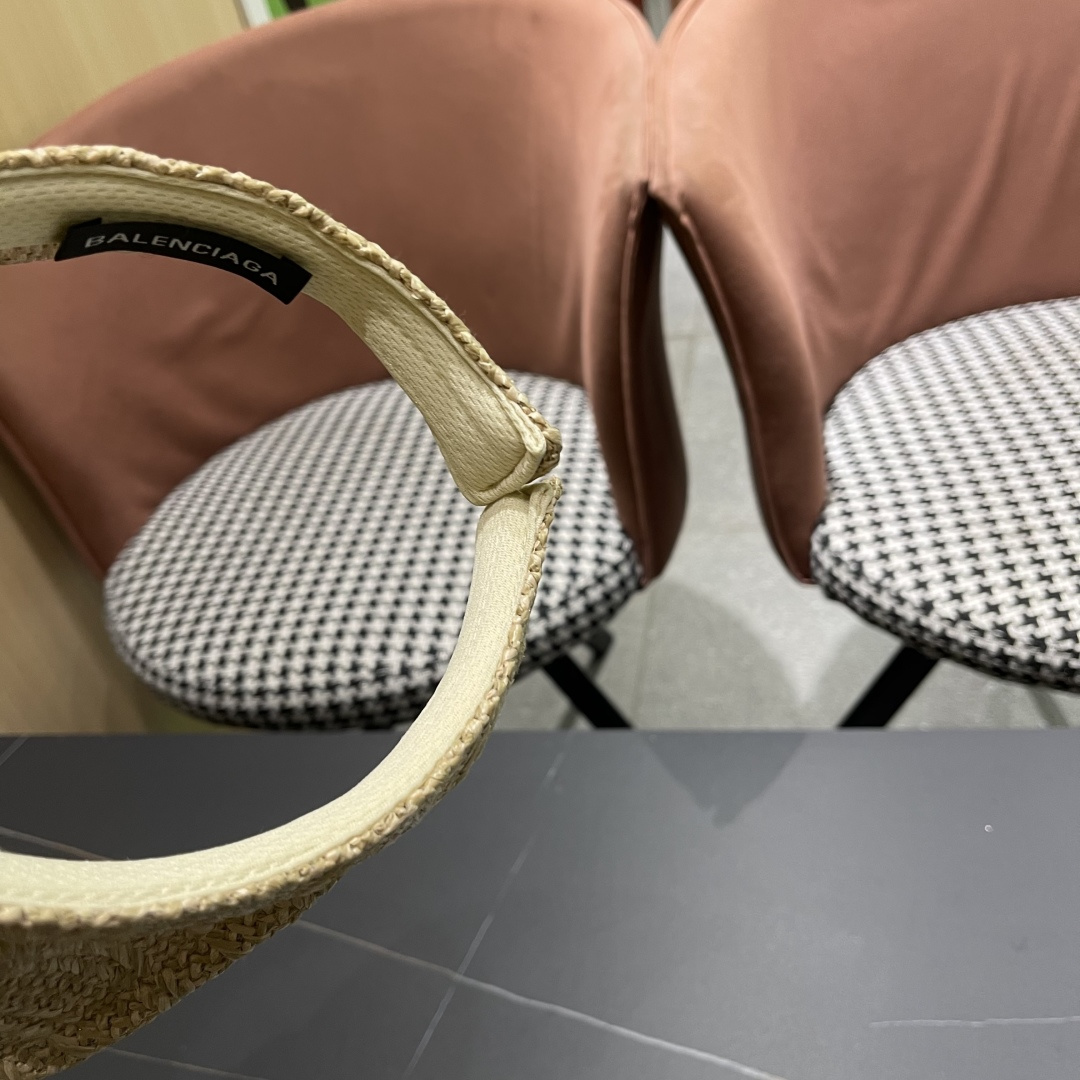  巴黎世家Balenciaga夏季小香风编织防晒帽出游百搭遮阳帽空顶帽
优雅女士太阳帽潮