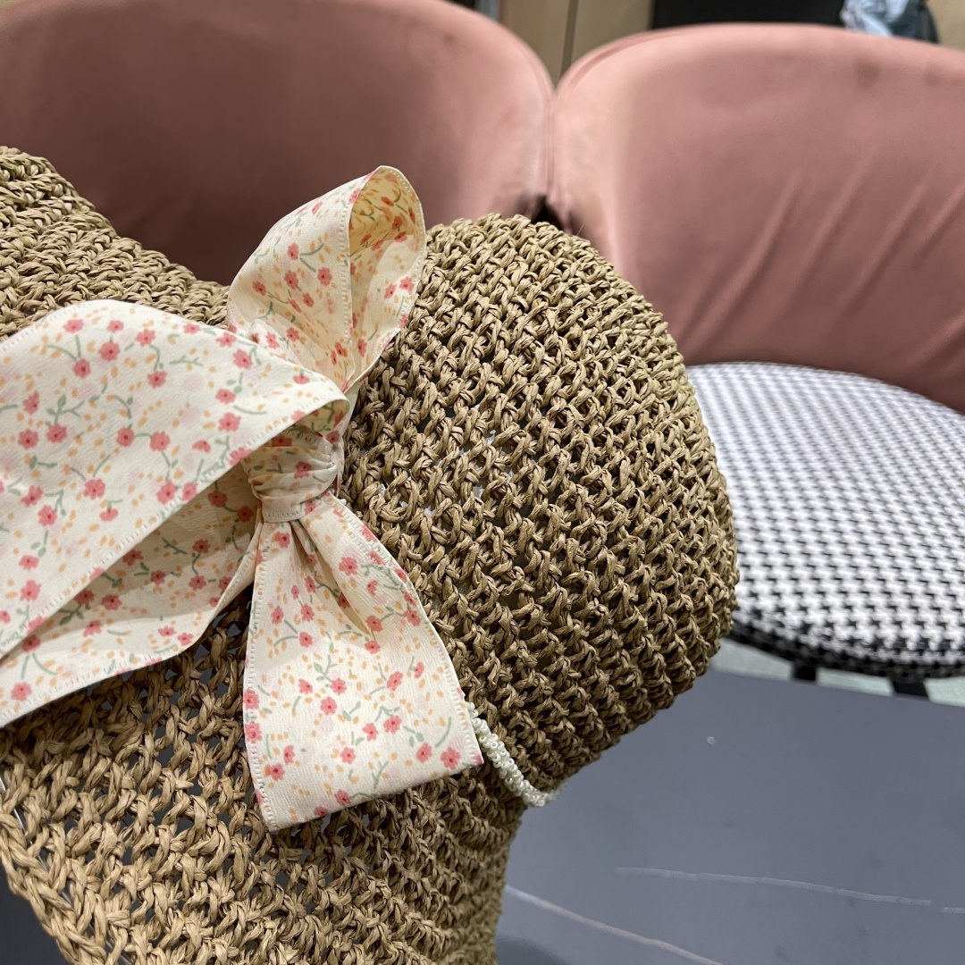  Chanel香奈儿草帽日系甜美珍珠蝴蝶结草帽女夏季
海边度假出游遞阳防晒太阳帽子
