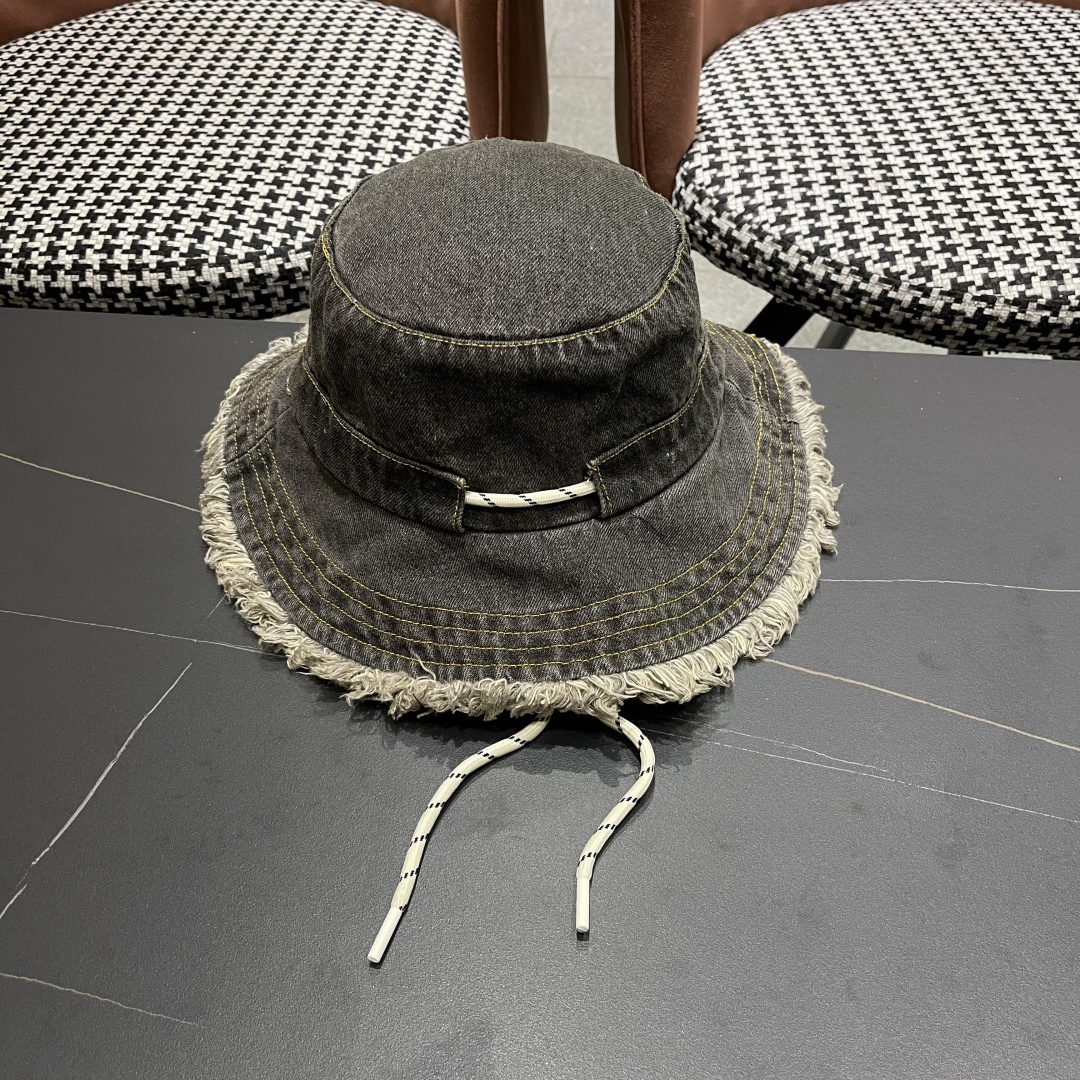  PRADA 普拉达 潮韩版牛仔帽子毛边简约渔夫帽男女春夏季时
尚休闲百搭遮阳防晒帽