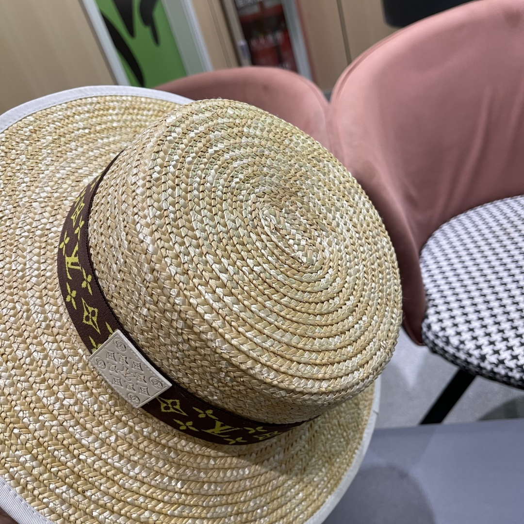  Lv路易威登平顶礼帽春夏包边系带复古简约宽帽檐欧美休闲度
假遮阳麦秆女草帽