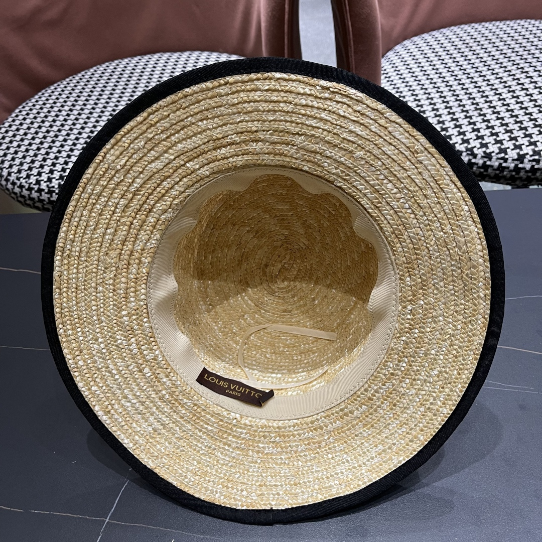  Lv路易威登平顶礼帽春夏包边系带复古简约宽帽檐欧美休闲度
假遮阳麦秆女草帽