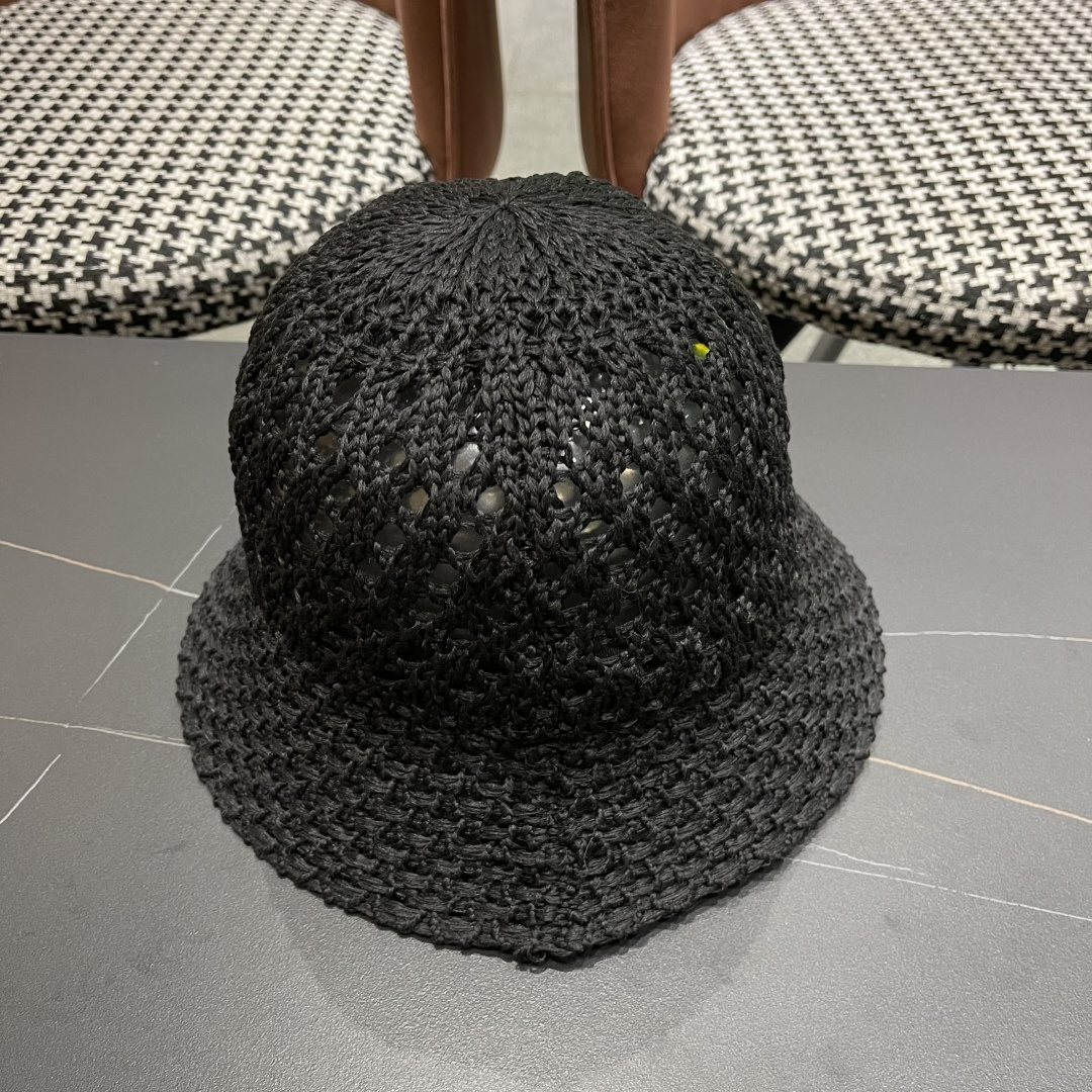  lv路易威登2025新款韩版遮阳渔夫帽女夏季纯色太阳帽镂
空针织甜美品脸小盆帽