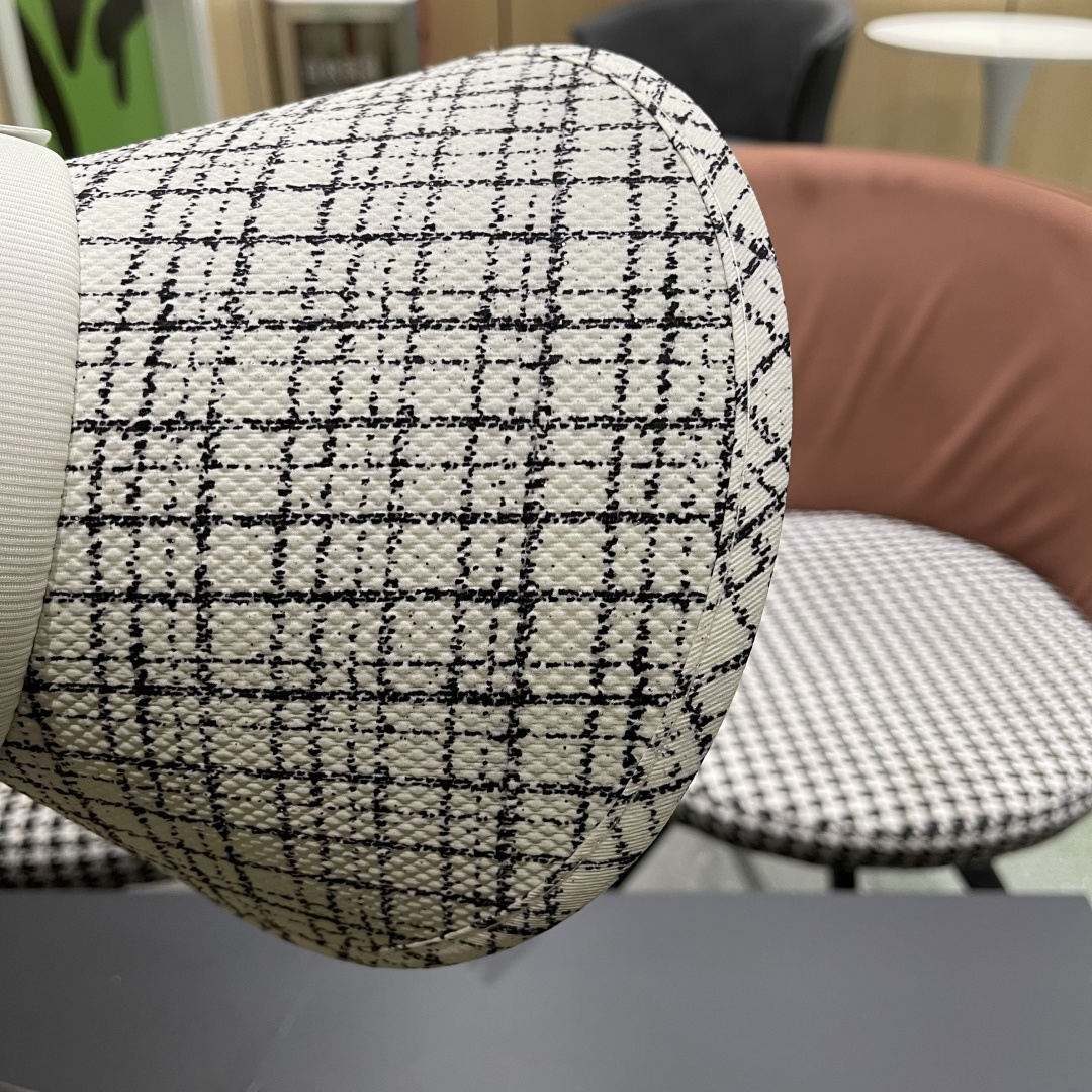  蒙口moncler防晒帽女夏防紫外线遮阳帽韩版休闲百搭大檐遮
脸空顶帽可扎马尾