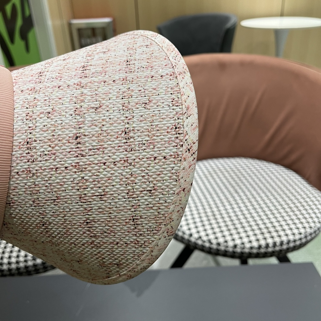  蒙口moncler防晒帽女夏防紫外线遮阳帽韩版休闲百搭大檐遮
脸空顶帽可扎马尾