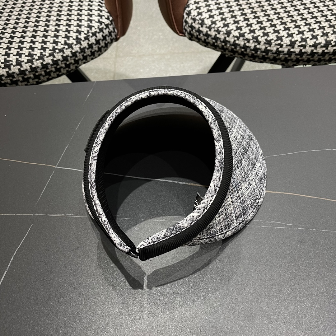  蒙口moncler防晒帽女夏防紫外线遮阳帽韩版休闲百搭大檐遮
脸空顶帽可扎马尾