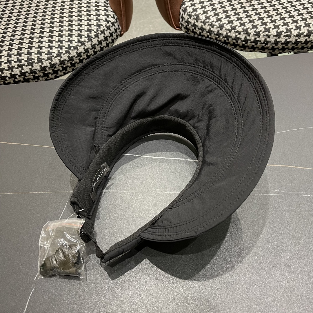  Balenclaga巴黎世家2025韩版时尚褶皱空顶帽女春夏季日系大檐遮
阳防晒可折叠太阳帽