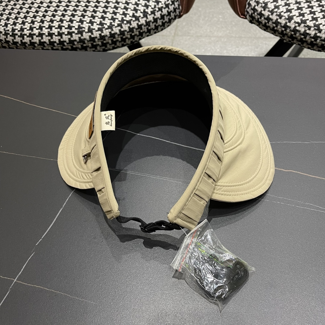  Balenclaga巴黎世家2025韩版时尚褶皱空顶帽女春夏季日系大檐遮
阳防晒可折叠太阳帽