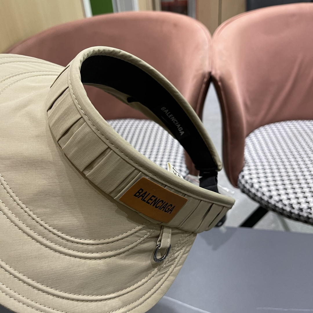  Balenclaga巴黎世家2025韩版时尚褶皱空顶帽女春夏季日系大檐遮
阳防晒可折叠太阳帽