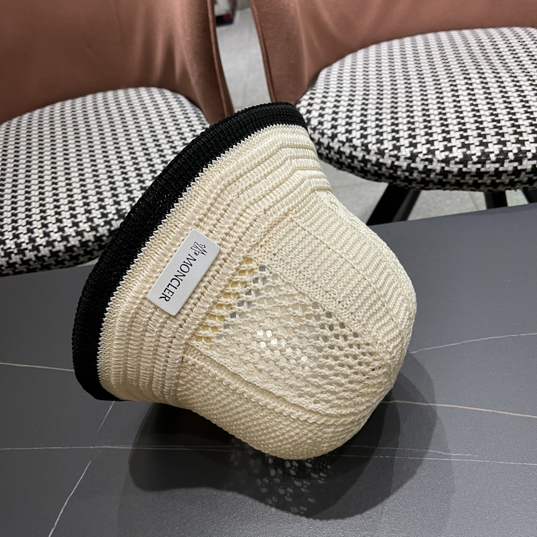  蒙口MONCLER韩版镂空渔夫帽子女春夏季防晒帽镂空透气品
脸小遮阳帽盆帽编织帽