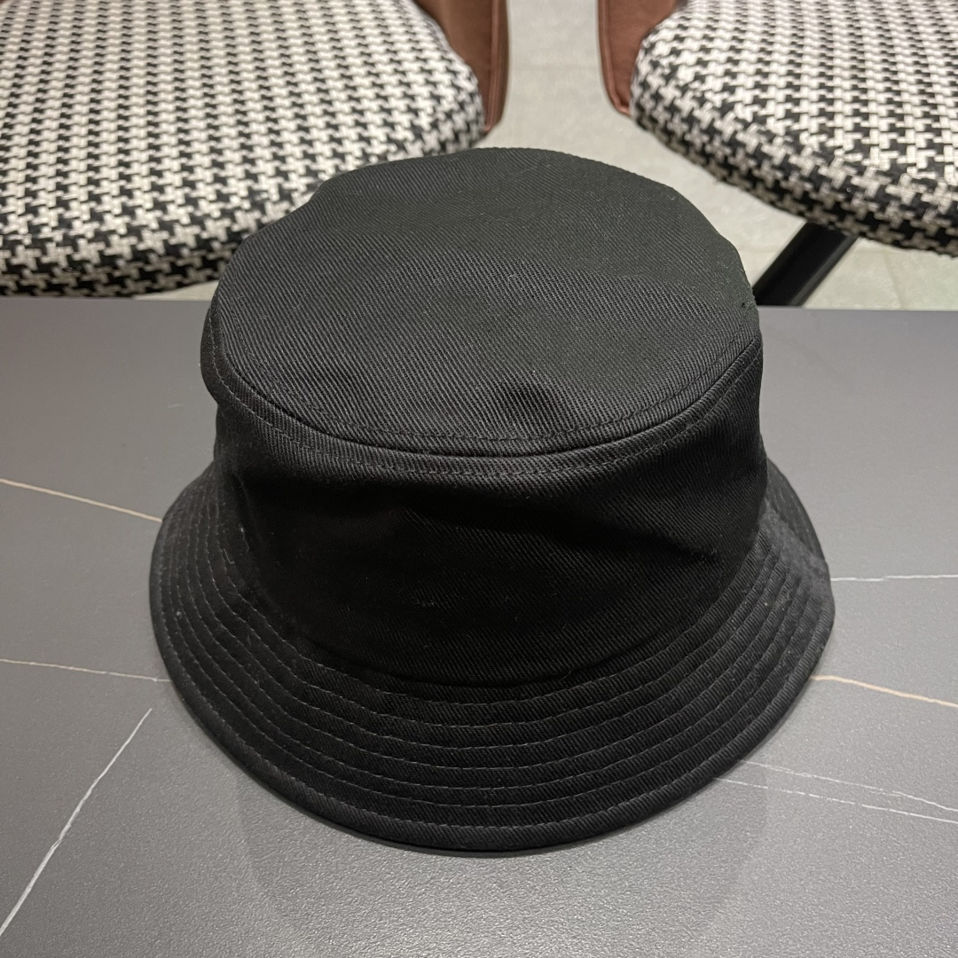  CHANEL 香奈儿2025早春新款原单渔夫帽， 精致純也格调很有感觉，很酷很时尚，专柜断货热门，质量