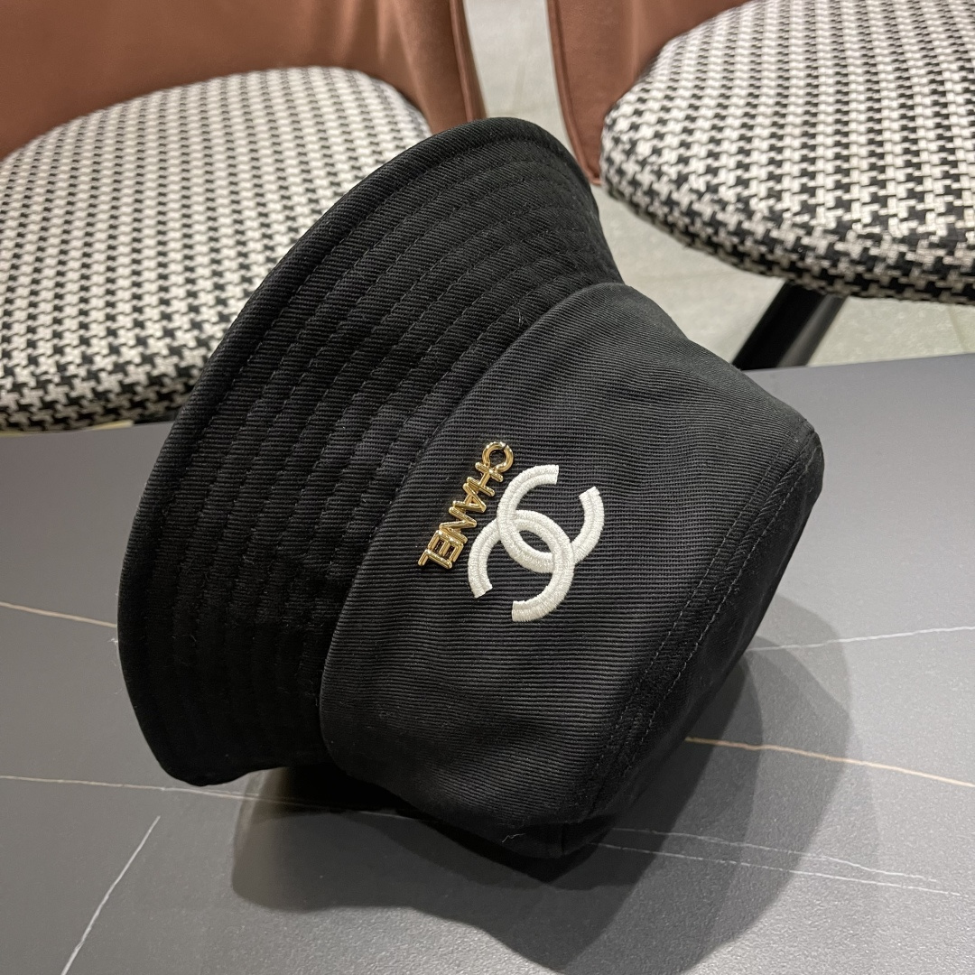  CHANEL 香奈儿2025早春新款原单渔夫帽， 精致純也格调很有感觉，很酷很时尚，专柜断货热门，质量