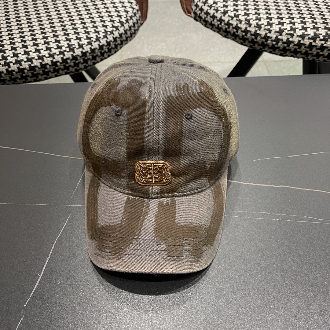  Balenclaga巴黎世家小众涂鸦双B水洗牛仔深顶棒球帽女
显脸小宽檐大头围嘻哈鸭舌帽