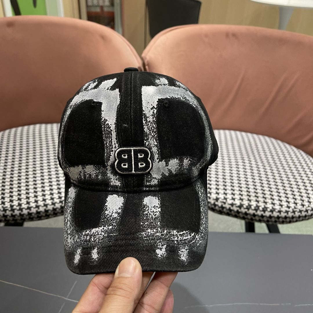  Balenclaga巴黎世家小众涂鸦双B水洗牛仔深顶棒球帽女
显脸小宽檐大头围嘻哈鸭舌帽