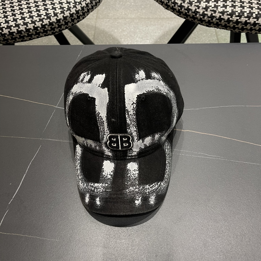  Balenclaga巴黎世家小众涂鸦双B水洗牛仔深顶棒球帽女
显脸小宽檐大头围嘻哈鸭舌帽