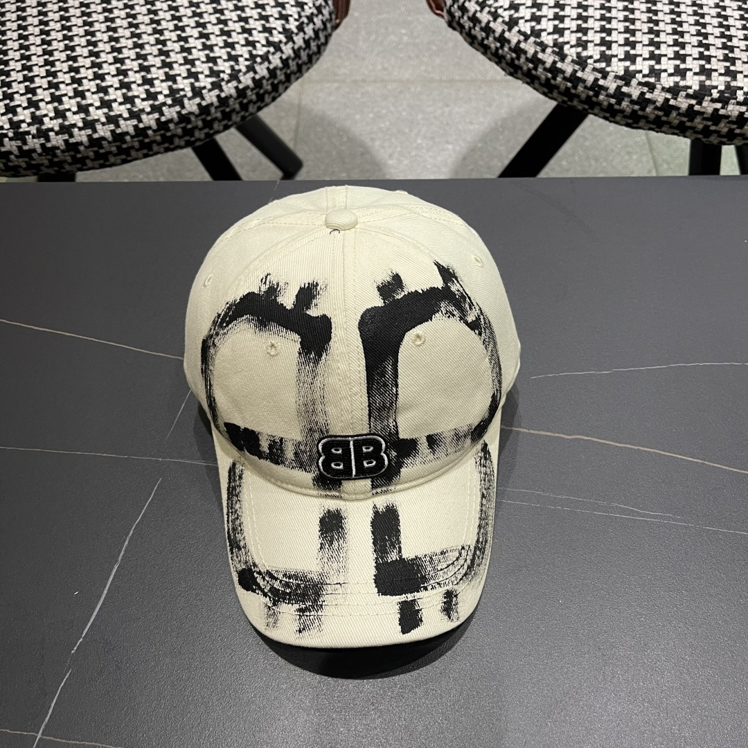  Balenclaga巴黎世家小众涂鸦双B水洗牛仔深顶棒球帽女
显脸小宽檐大头围嘻哈鸭舌帽