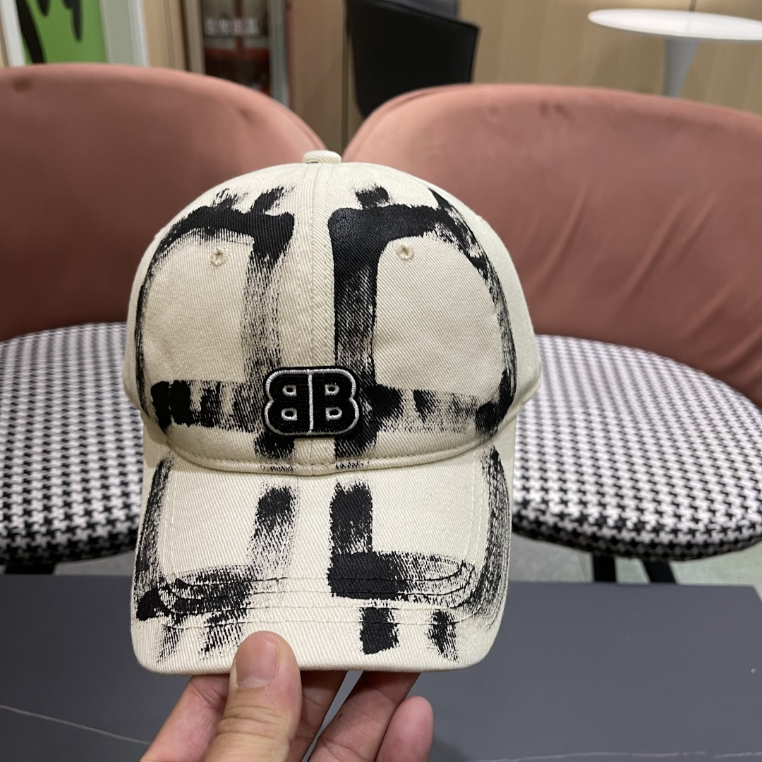  Balenclaga巴黎世家小众涂鸦双B水洗牛仔深顶棒球帽女
显脸小宽檐大头围嘻哈鸭舌帽