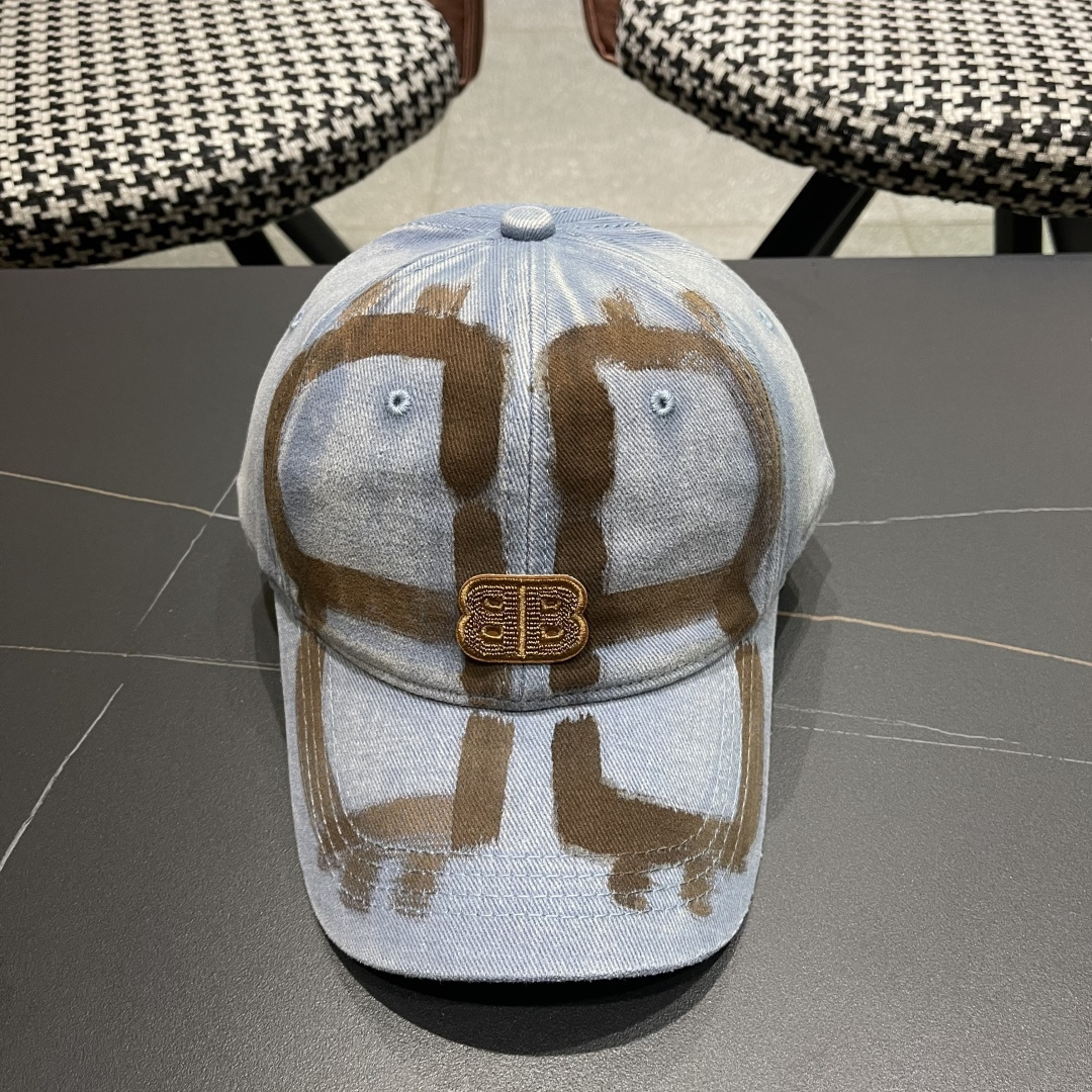  Balenclaga巴黎世家小众涂鸦双B水洗牛仔深顶棒球帽女
显脸小宽檐大头围嘻哈鸭舌帽