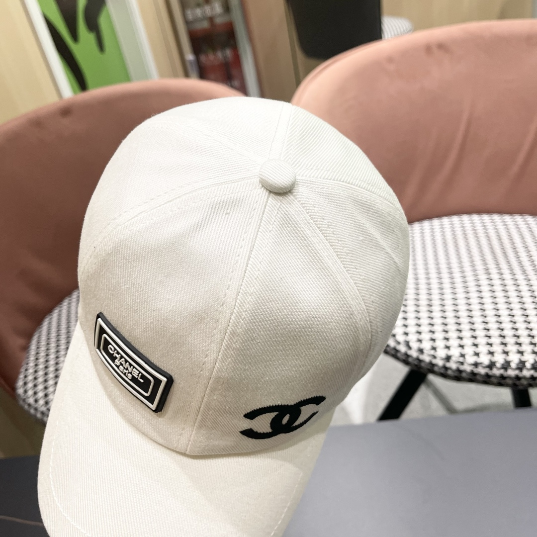  Chanel（香奈儿）2025专柜新款原单刺绣棒球帽，11开模订制，立体刺绣，精致无暇！100%纯棉面