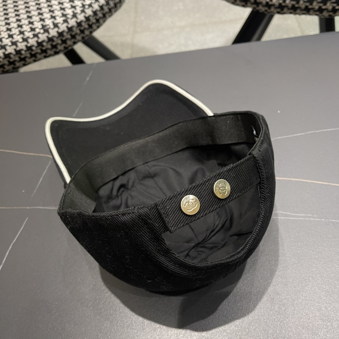  Chanel（香奈儿）2025专柜新款原单刺绣棒球帽，11开模订制，立体刺绣，精致无暇！100%纯棉面