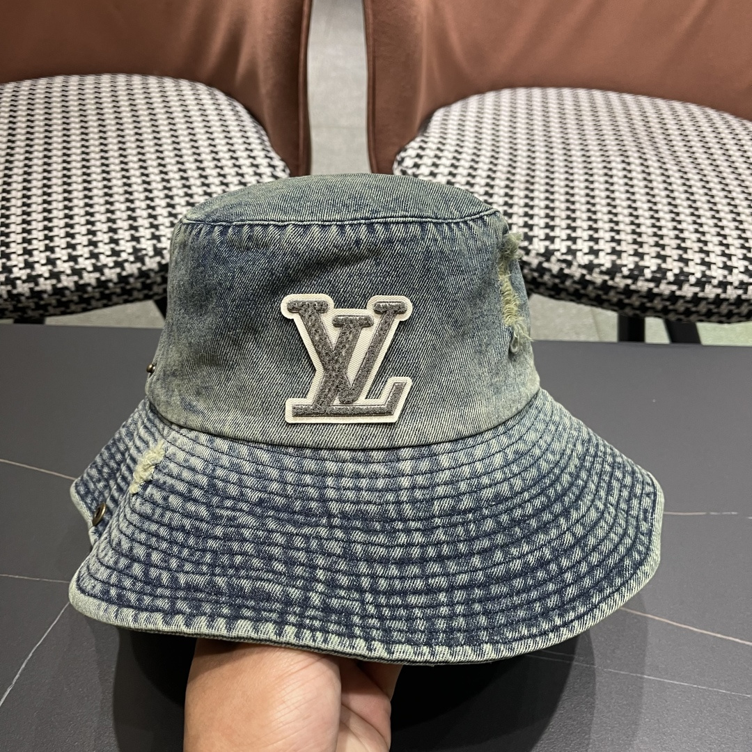  Lv路易威登潮酷破洞做旧牛仔渔夫帽女韩版时尚
百搭个性文艺品脸小