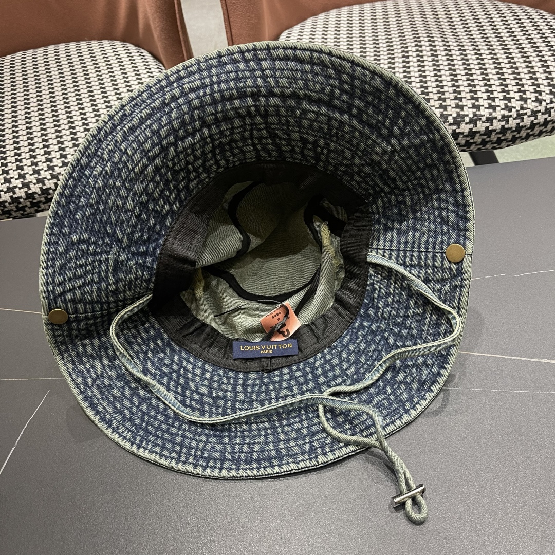  Lv路易威登潮酷破洞做旧牛仔渔夫帽女韩版时尚
百搭个性文艺品脸小