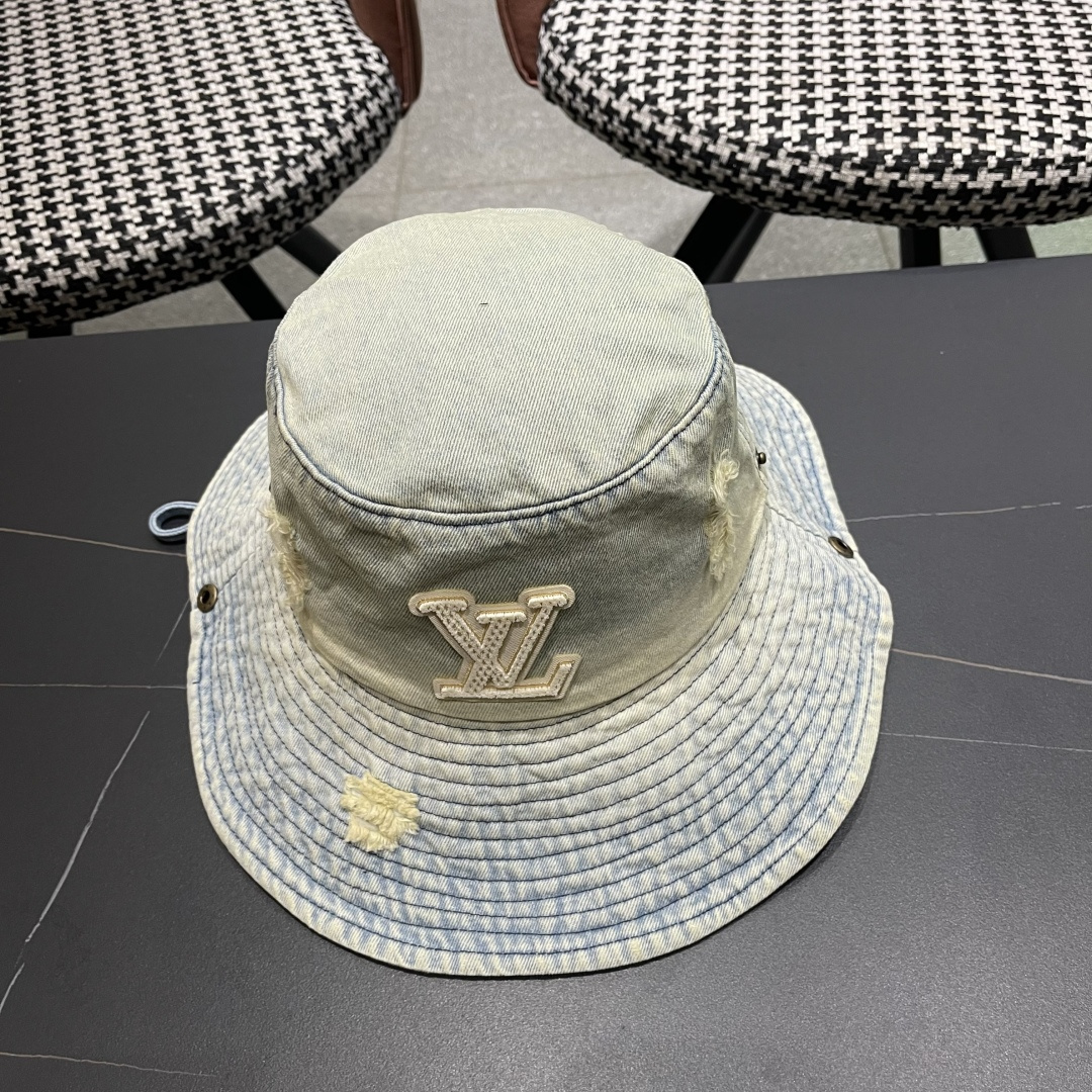  Lv路易威登潮酷破洞做旧牛仔渔夫帽女韩版时尚
百搭个性文艺品脸小