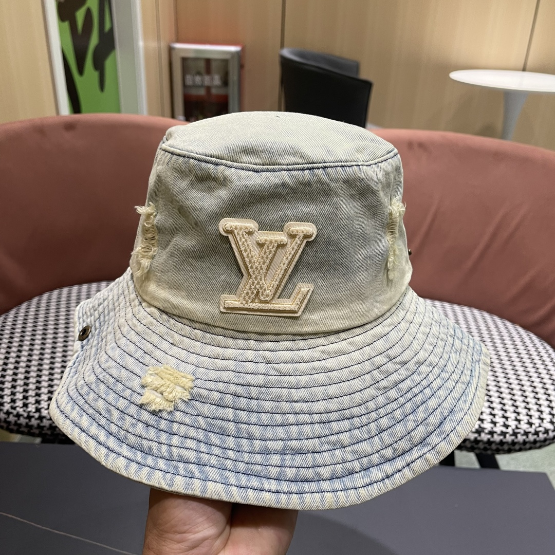  Lv路易威登潮酷破洞做旧牛仔渔夫帽女韩版时尚
百搭个性文艺品脸小