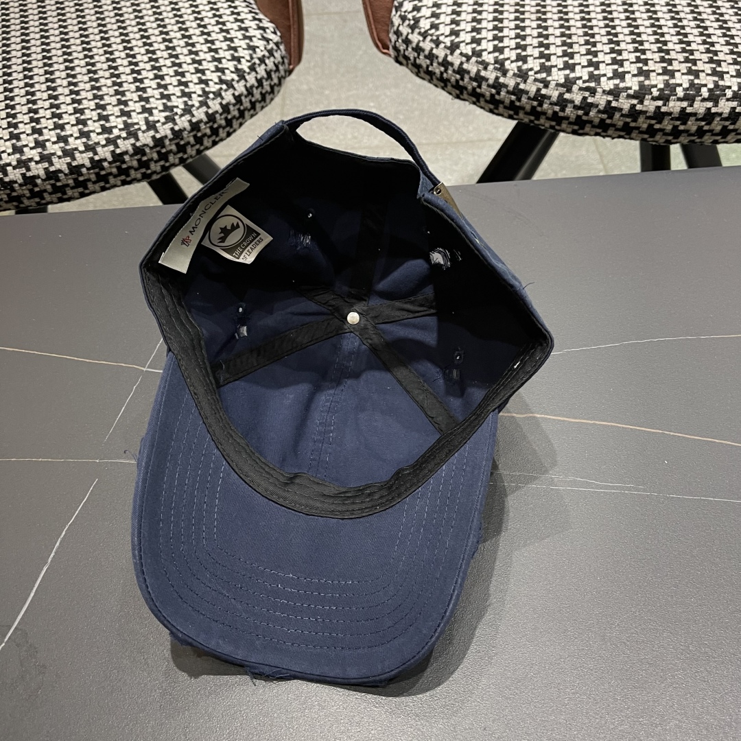 蒙口MONCLER 韩版个性街头棒球帽子女款2025新
款网红做旧复古破洞鸭舌帽日系软