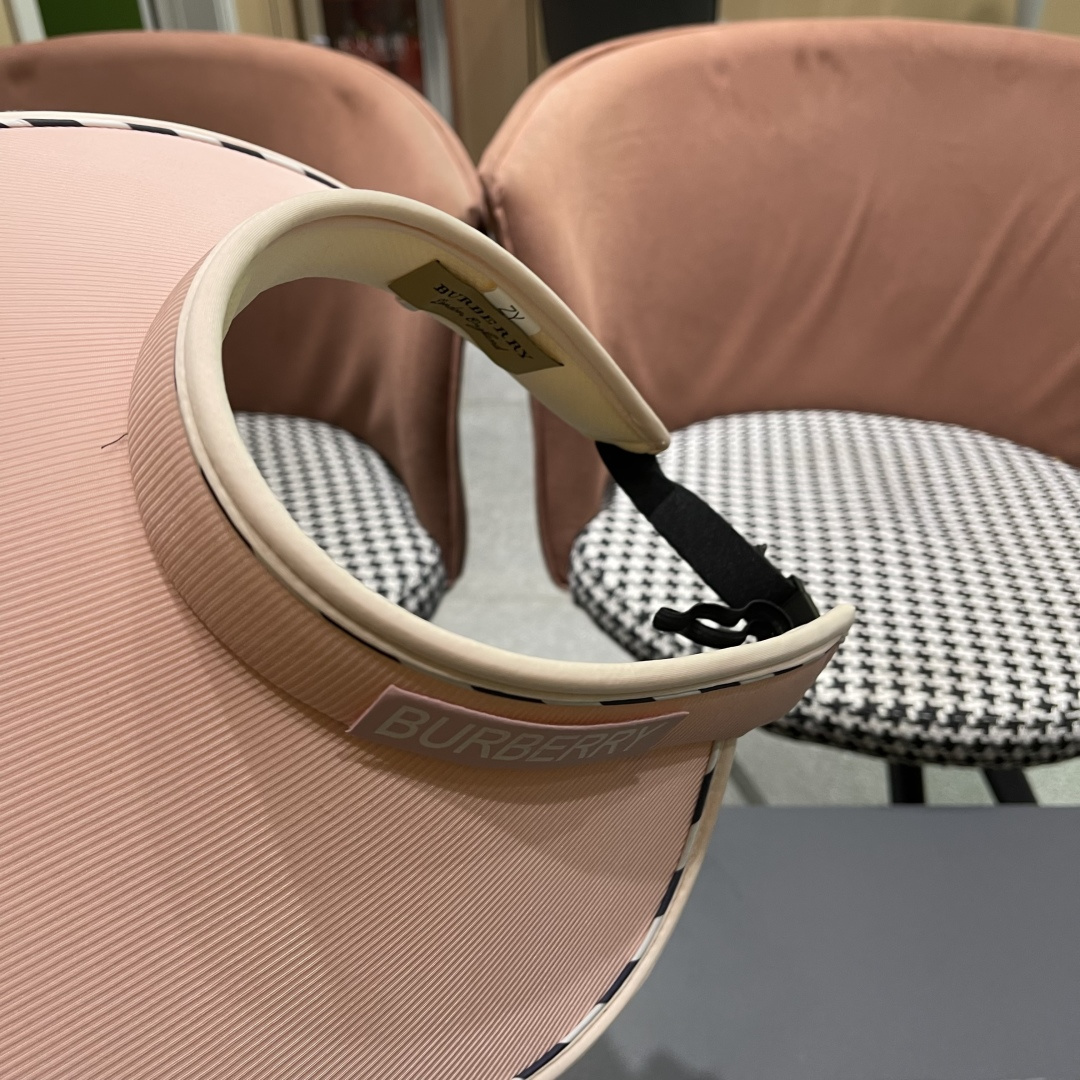  BURBERRY巴宝莉 夏季防晒帽子女防紫外线百搭太阳帽韩版
遮脸大帽檐遮阳空顶帽