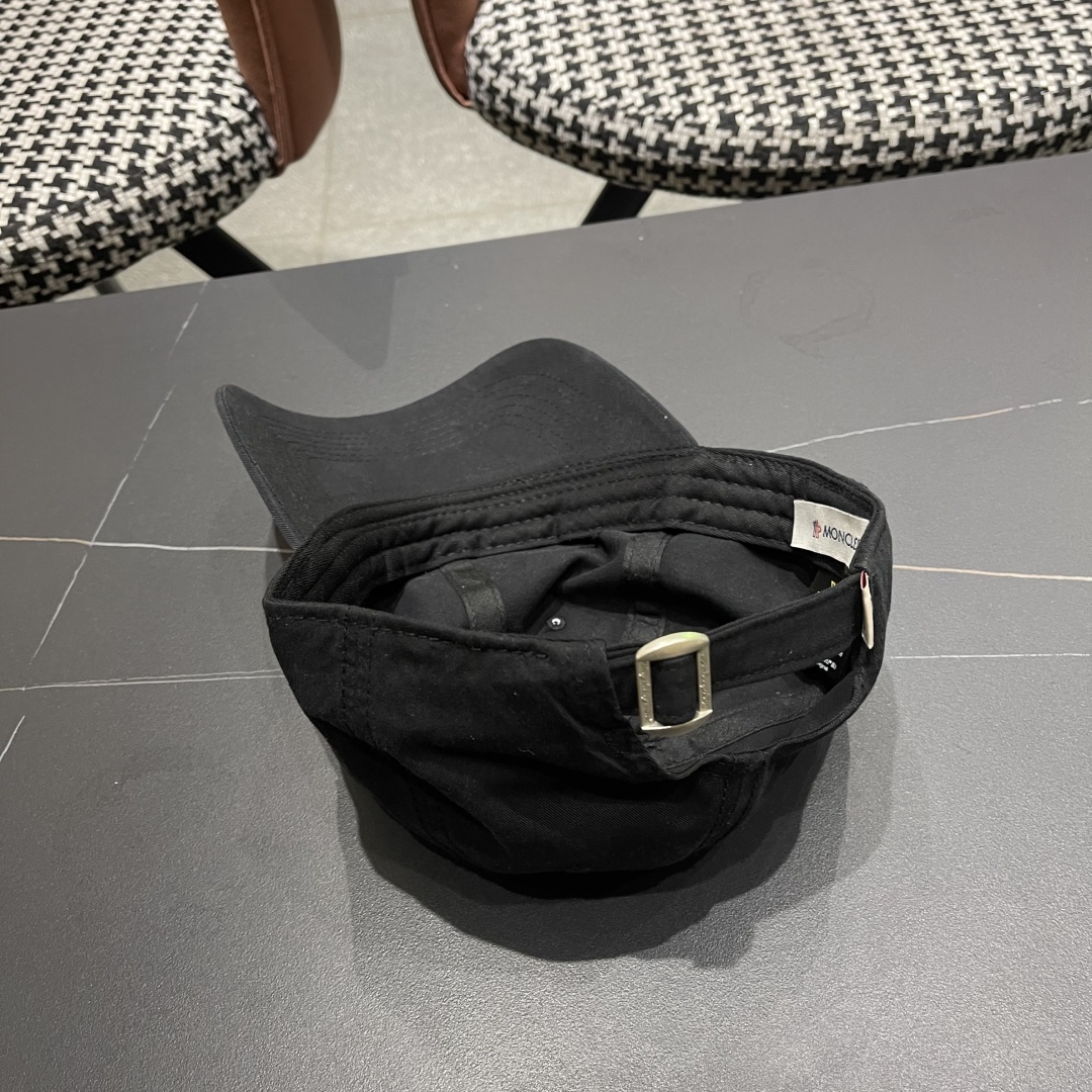  蒙口Moncler🆕2025春款新款个性棒球帽，高品质透气性巨佳，四季佩戴款
高颜值时尚单品！
男女同