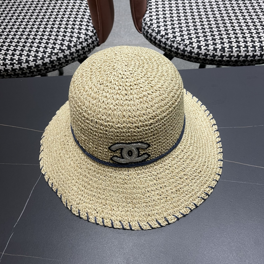  香奈儿CHANEL 沙滩草帽子女2025新款夏天海边遮阳防晒太
阳帽草编度假凉帽大帽檐