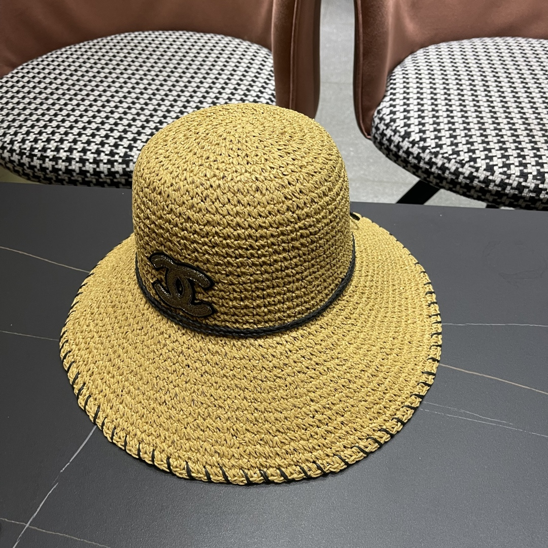  香奈儿CHANEL 沙滩草帽子女2025新款夏天海边遮阳防晒太
阳帽草编度假凉帽大帽檐