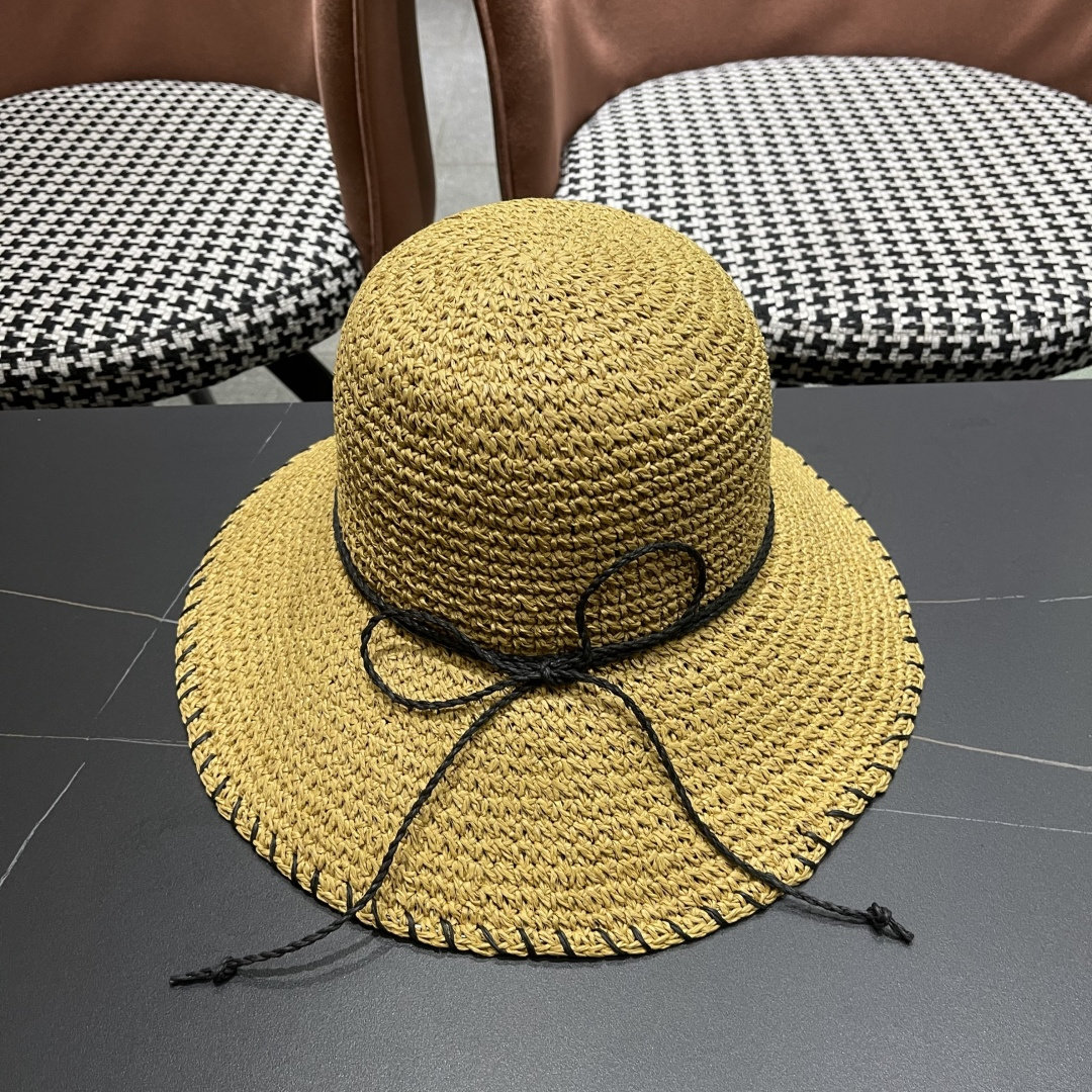  香奈儿CHANEL 沙滩草帽子女2025新款夏天海边遮阳防晒太
阳帽草编度假凉帽大帽檐
