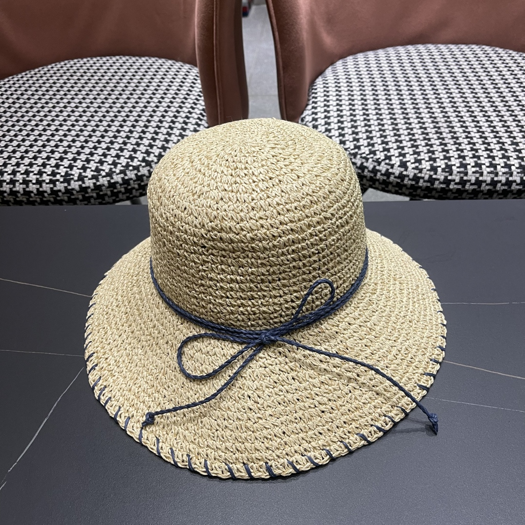  香奈儿CHANEL 沙滩草帽子女2025新款夏天海边遮阳防晒太
阳帽草编度假凉帽大帽檐