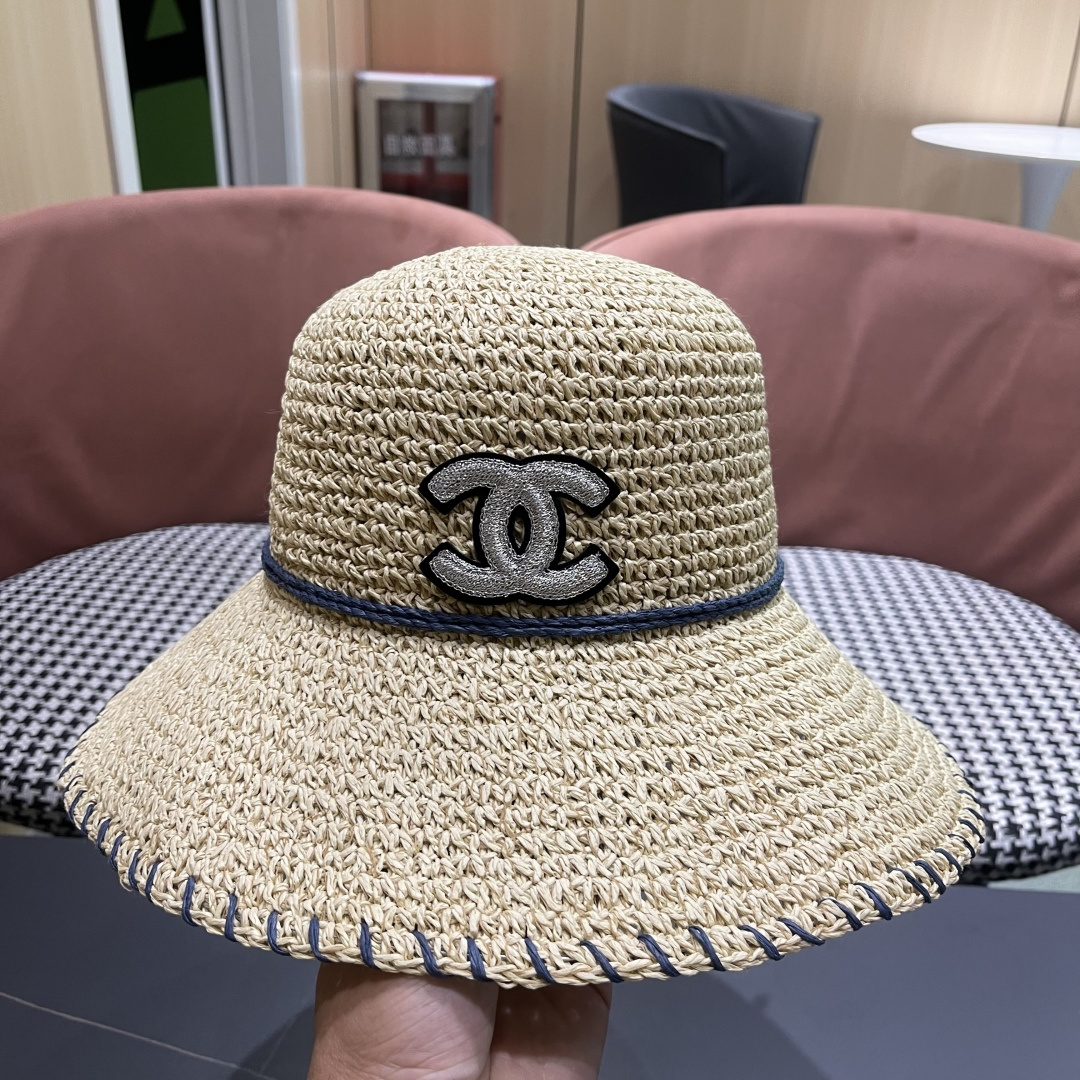  香奈儿CHANEL 沙滩草帽子女2025新款夏天海边遮阳防晒太
阳帽草编度假凉帽大帽檐