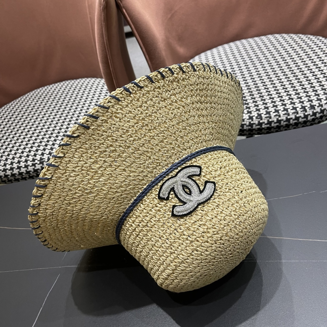  香奈儿CHANEL 沙滩草帽子女2025新款夏天海边遮阳防晒太
阳帽草编度假凉帽大帽檐