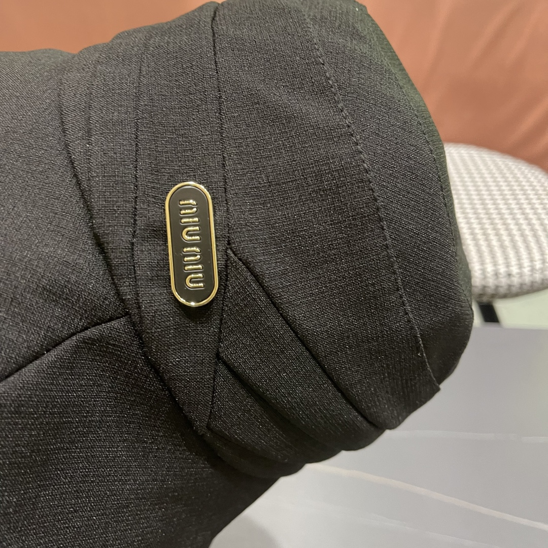  谬谬miumiu日系休闲百搭渔夫帽防紫外线宽檐遮脸网红盆帽大
头国品脸小水桶帽