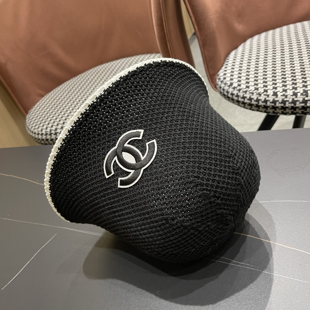  香奈儿CHANEL 2025新款女春夏素颜简约水桶帽镂空透气百搭显
脸小渔夫帽盆帽潮