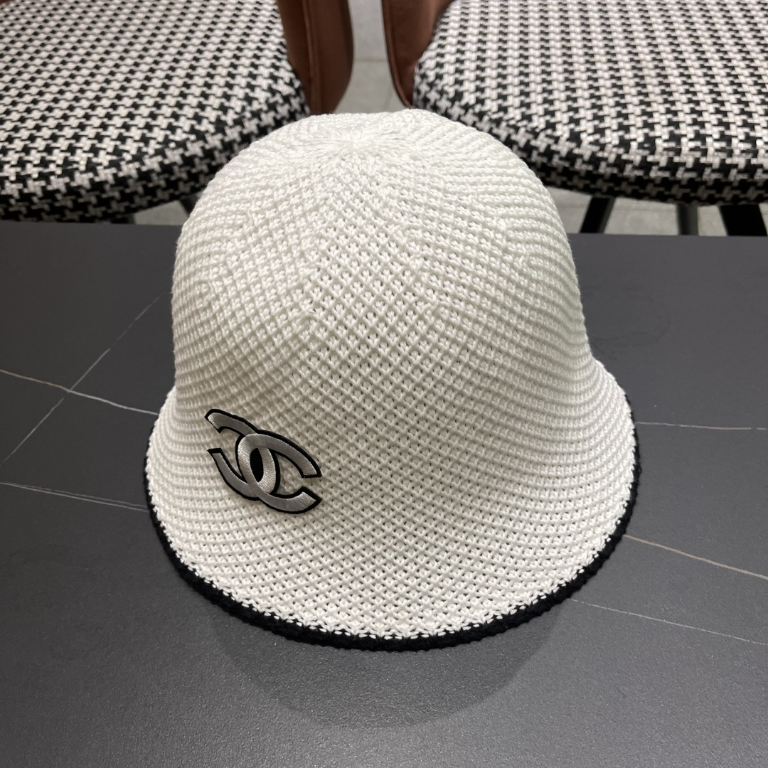  香奈儿CHANEL 2025新款女春夏素颜简约水桶帽镂空透气百搭显
脸小渔夫帽盆帽潮