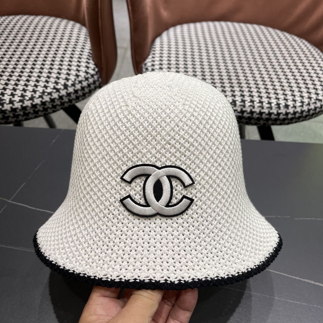  香奈儿CHANEL 2025新款女春夏素颜简约水桶帽镂空透气百搭显
脸小渔夫帽盆帽潮