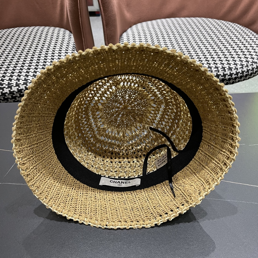  celine香奈儿2025新款日系镂空条纹显脸小针织帽子女春夏季薄款透气遮
阳防晒百搭渔夫帽