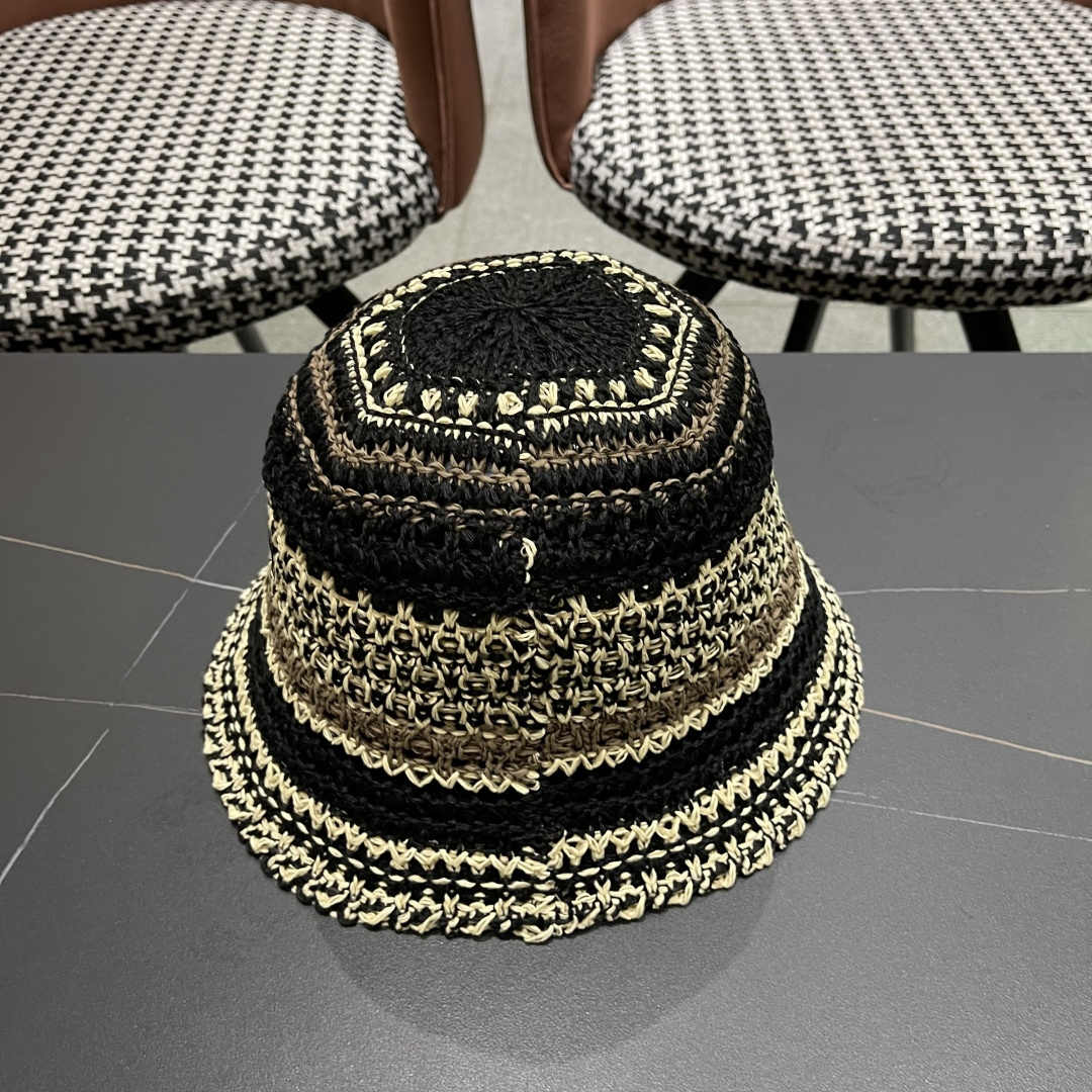  celine香奈儿2025新款日系镂空条纹显脸小针织帽子女春夏季薄款透气遮
阳防晒百搭渔夫帽