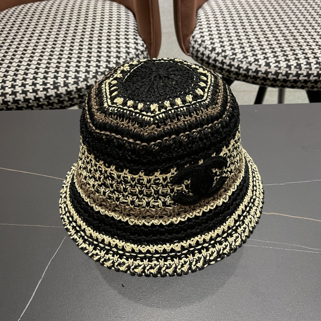  celine香奈儿2025新款日系镂空条纹显脸小针织帽子女春夏季薄款透气遮
阳防晒百搭渔夫帽