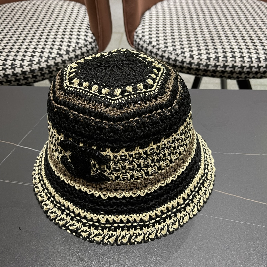  celine香奈儿2025新款日系镂空条纹显脸小针织帽子女春夏季薄款透气遮
阳防晒百搭渔夫帽