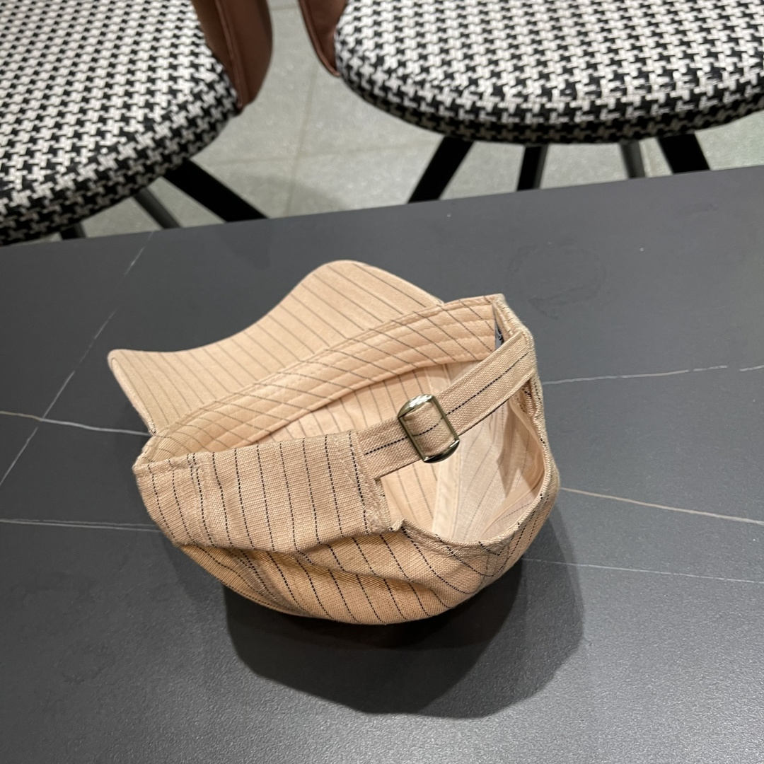  Prada普拉达2025休闲时尚防晒遮阳鸭舌春夏帽子女日系可爱条纹蓓
蕾帽鸭嘴帽