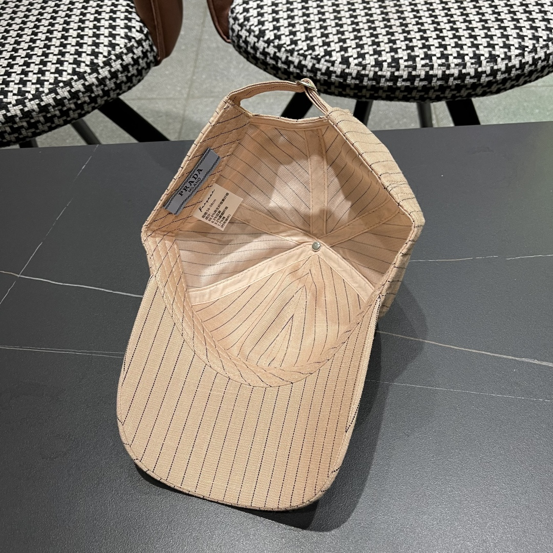  Prada普拉达2025休闲时尚防晒遮阳鸭舌春夏帽子女日系可爱条纹蓓
蕾帽鸭嘴帽